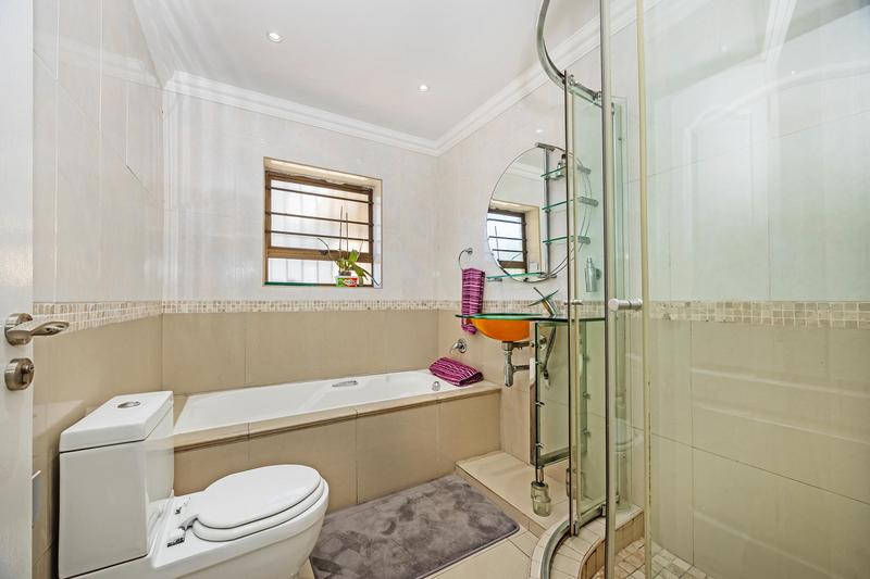 5 Bedroom Property for Sale in Bergsig Western Cape